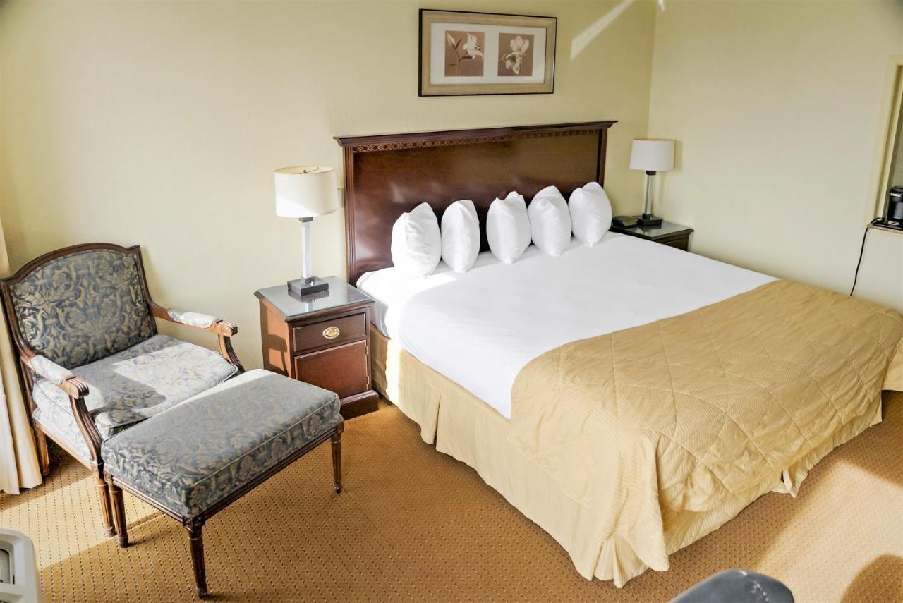Economy Hotel Plus Wichita Kültér fotó
